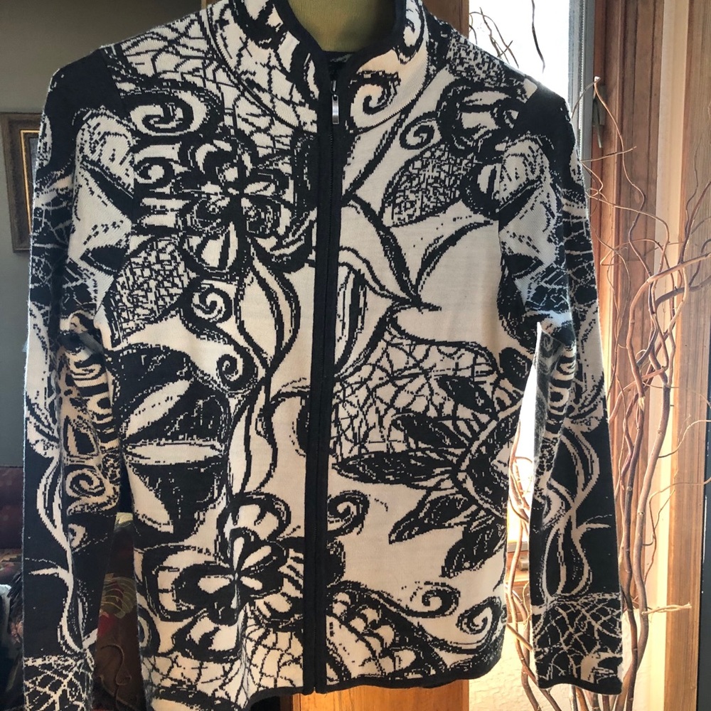 Icelandic Design brand sweater